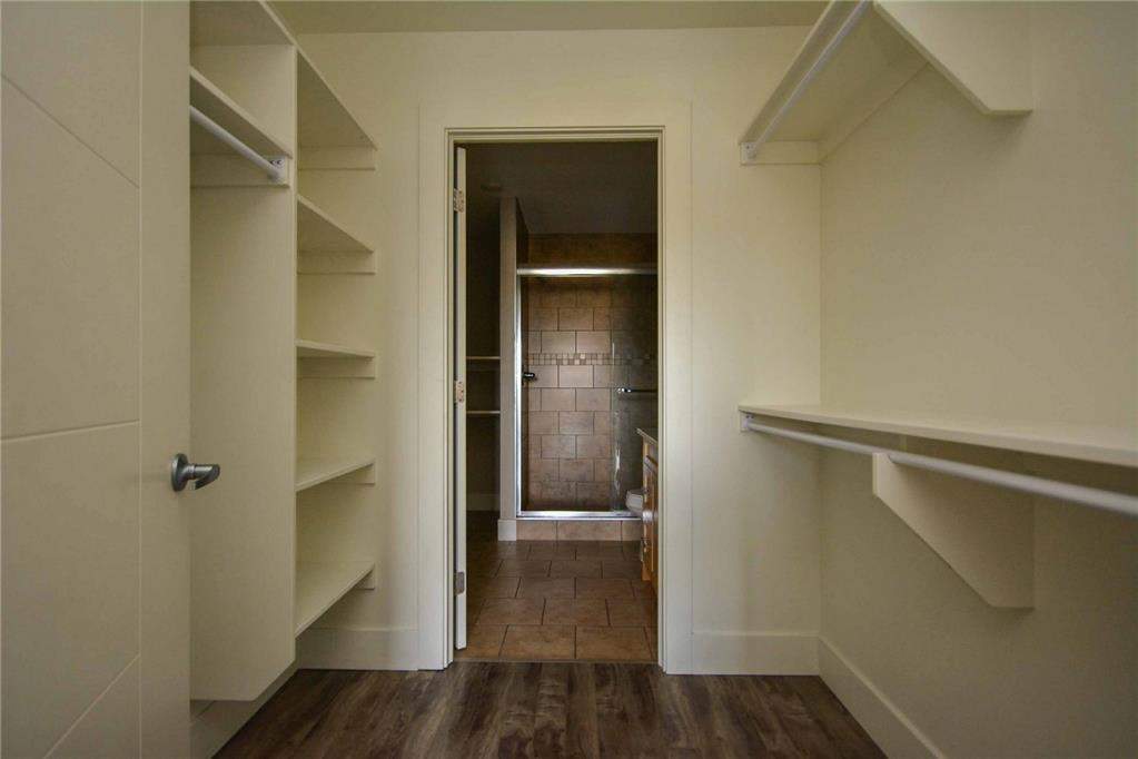 Symphony Suites Apartments - Photo 21