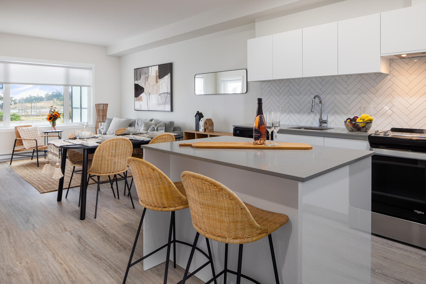 Monarch Apartments - Photo 9