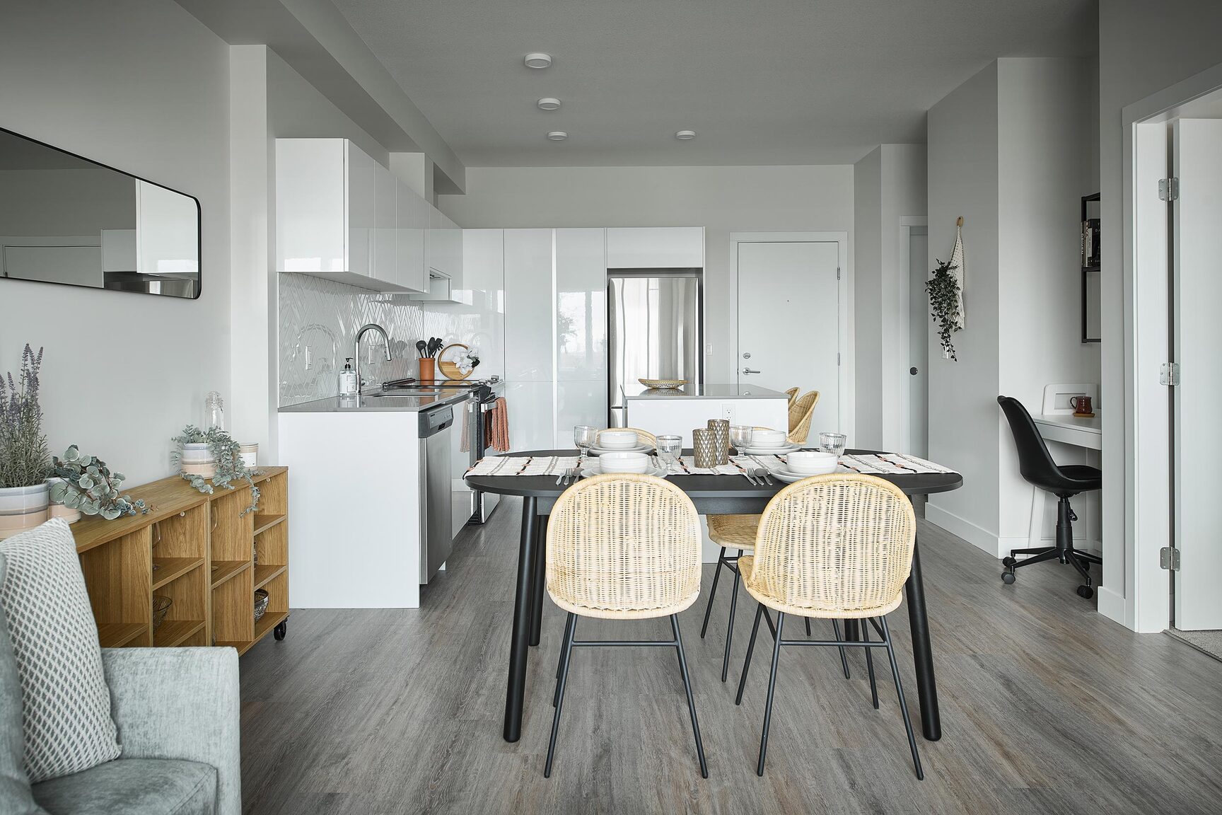 Monarch Apartments - Photo 13