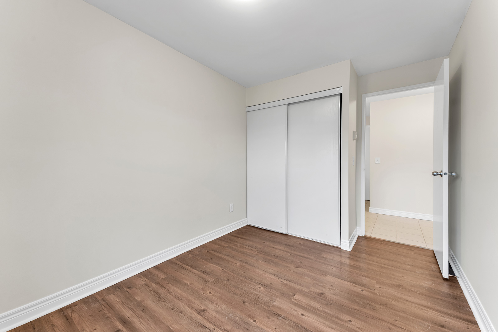 Briceland Apartments - Photo 18