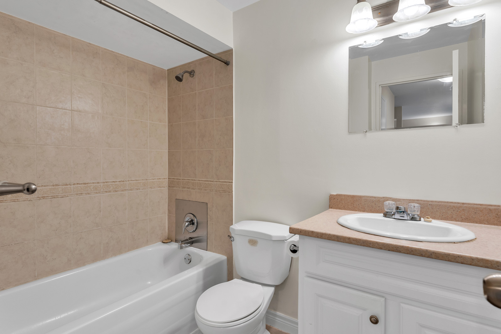 Briceland Apartments - Photo 20