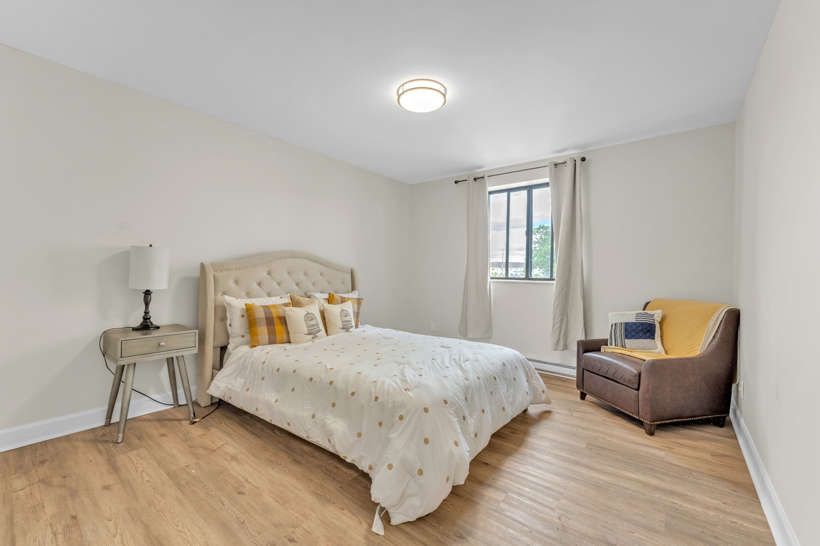 Village on the River Apartments - Photo 12