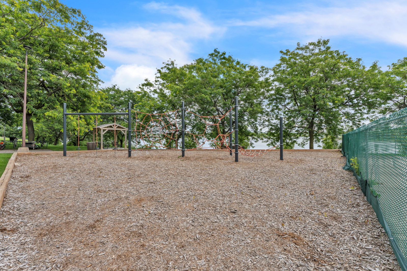 Village on the River Apartments - Photo 21