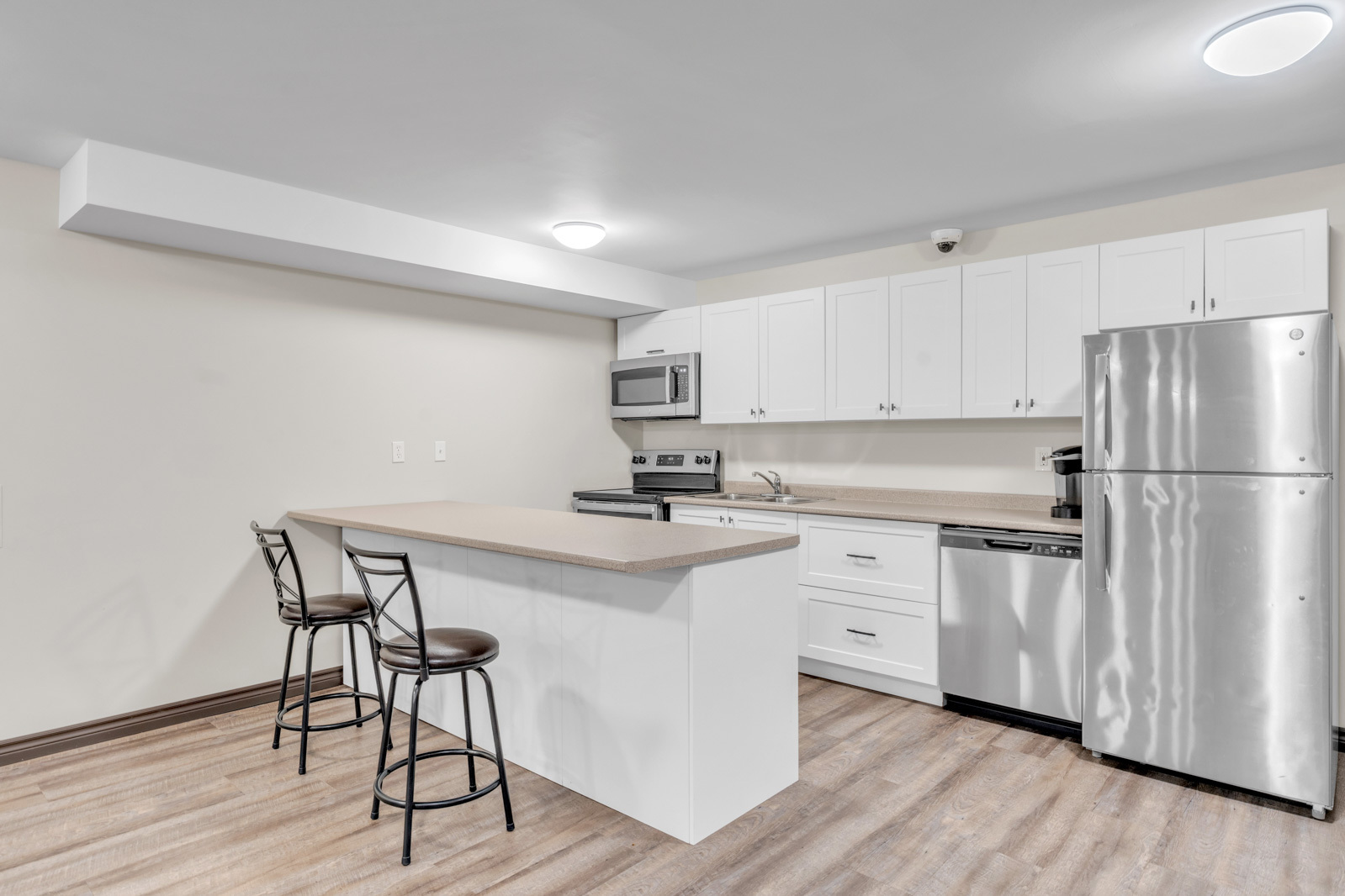 Lasalle I & II Apartments - Photo 19