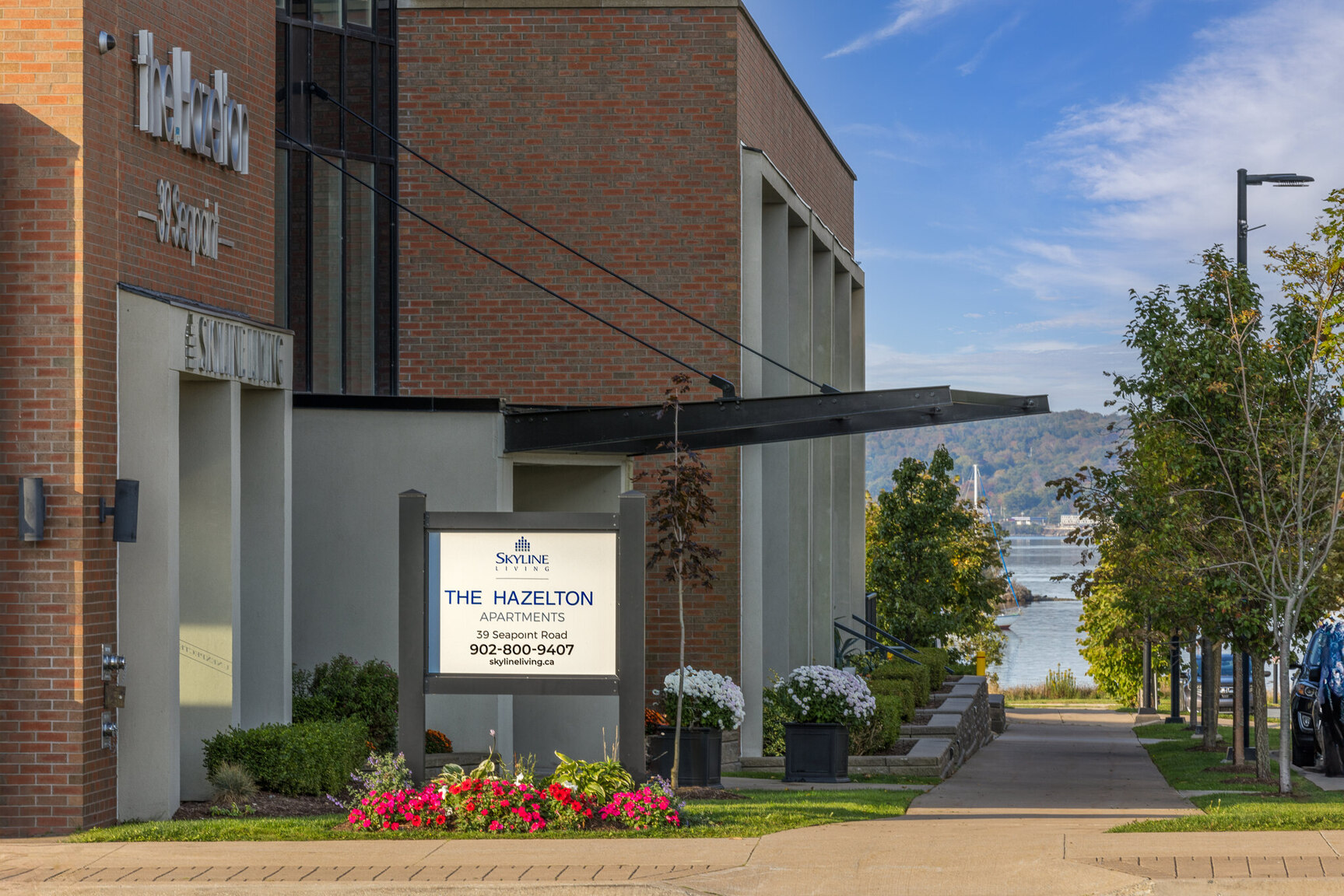 The Hazelton Apartments - Photo 3