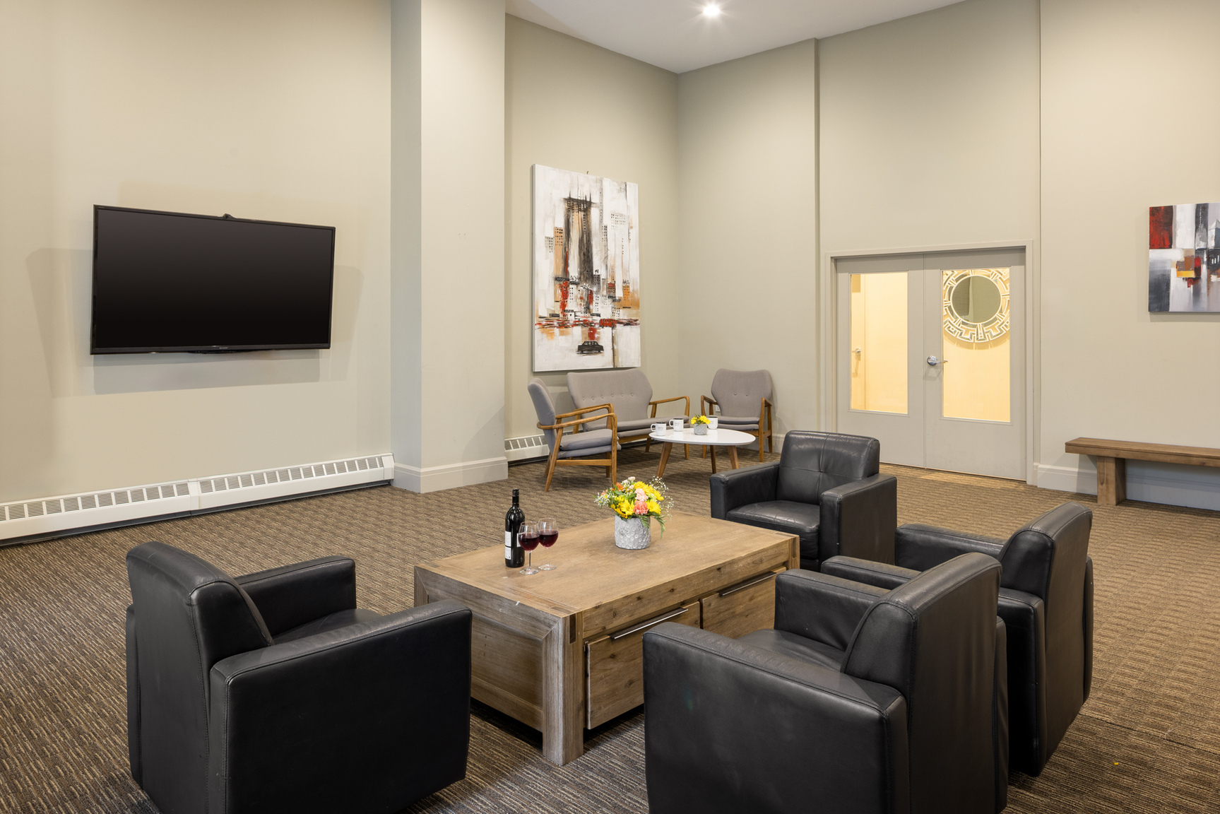 The Hazelton Apartments - Photo 5
