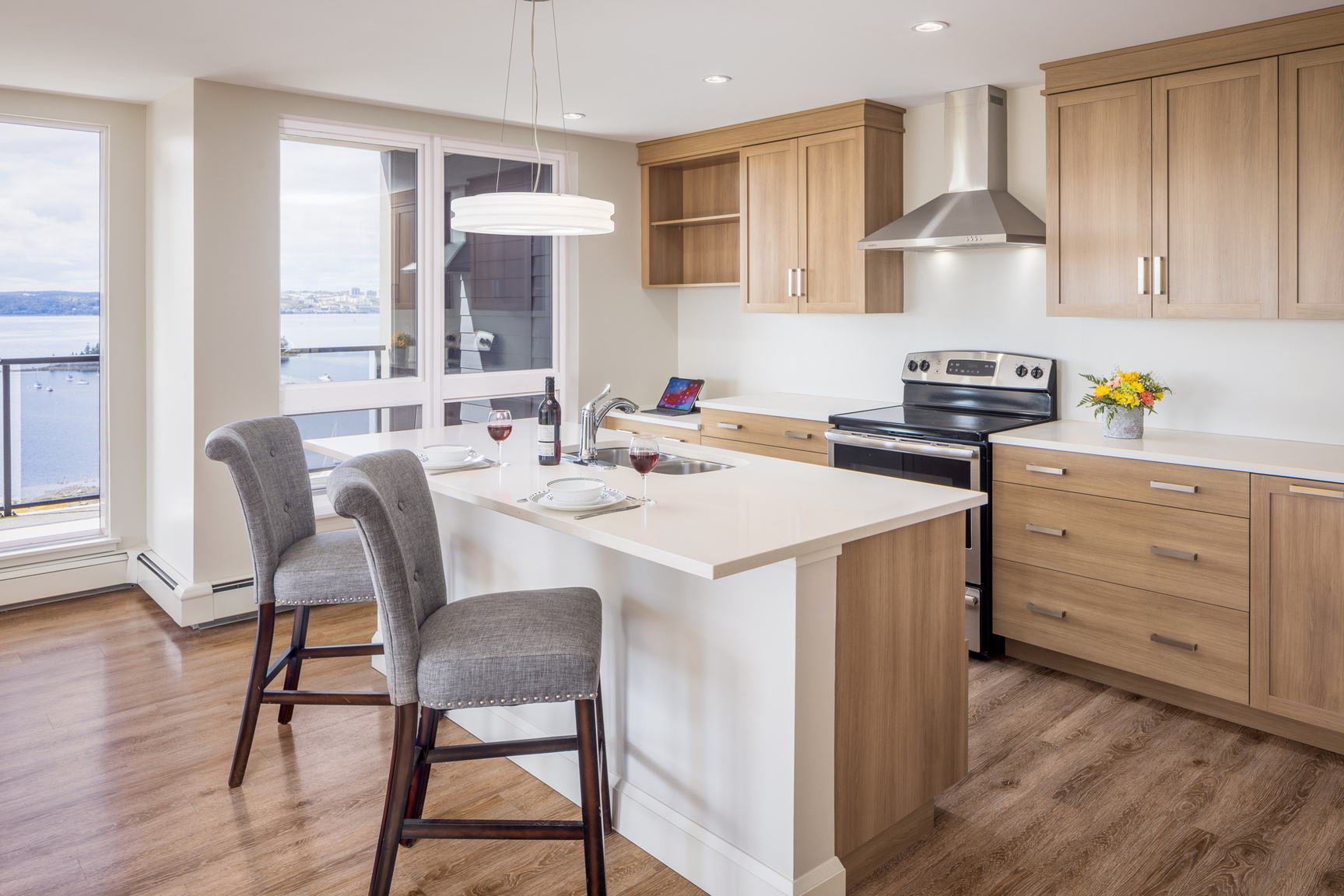The Hazelton Apartments - Photo 8