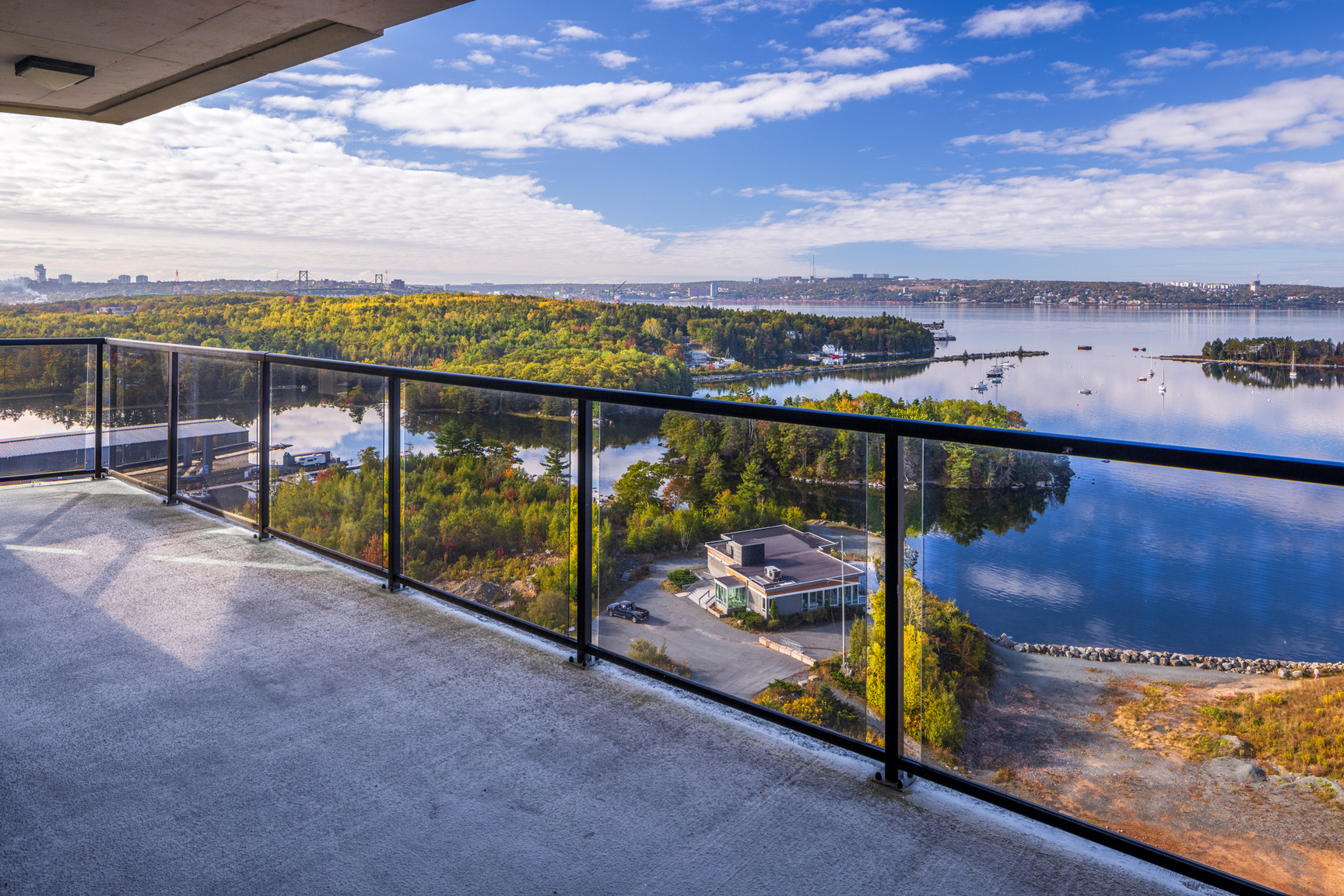 The Hazelton Apartments - Photo 10