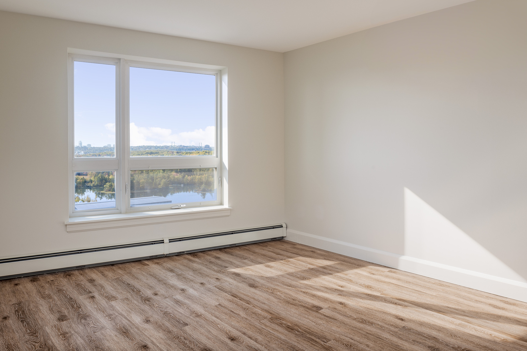 The Hazelton Apartments - Photo 14