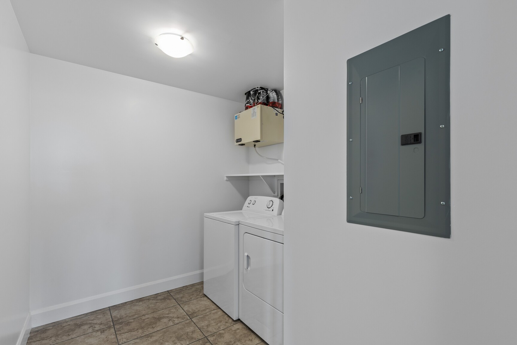 The Kensington Apartments - Photo 16