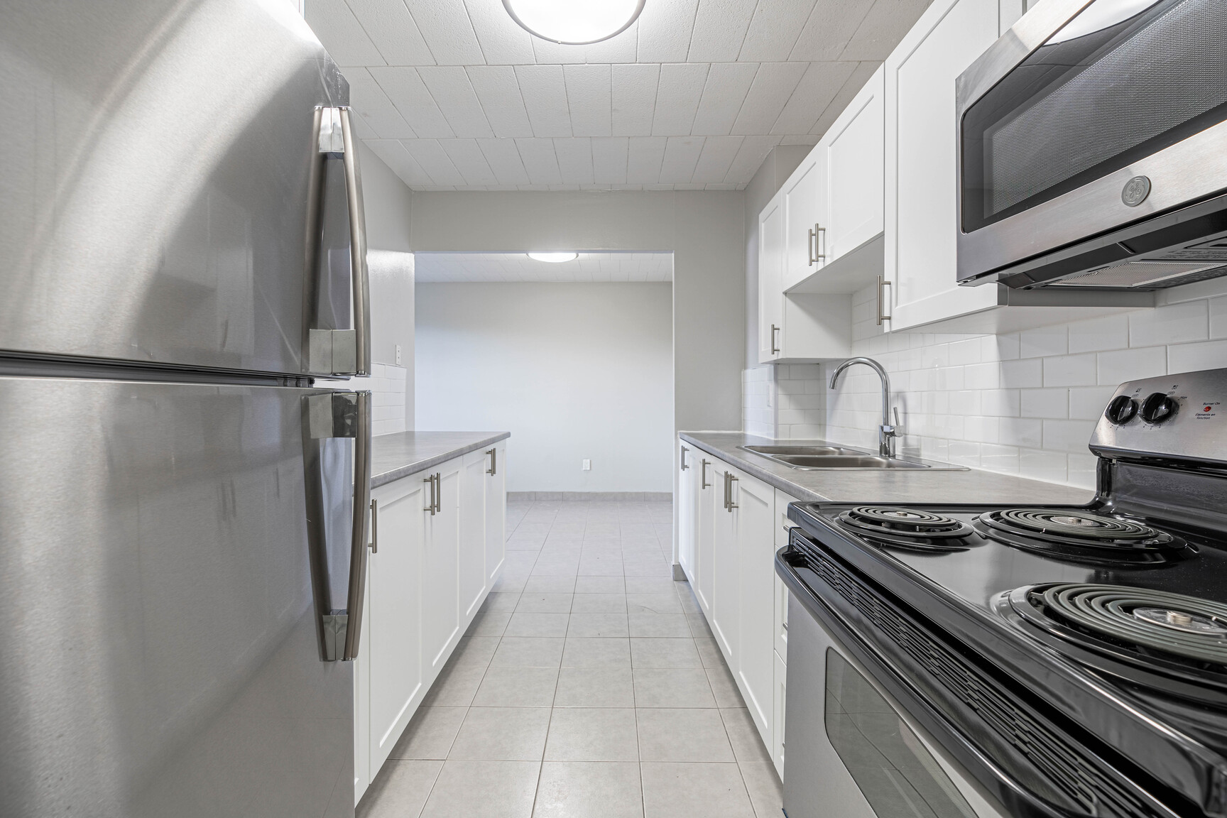 The Graham Bell Apartments - Photo 10