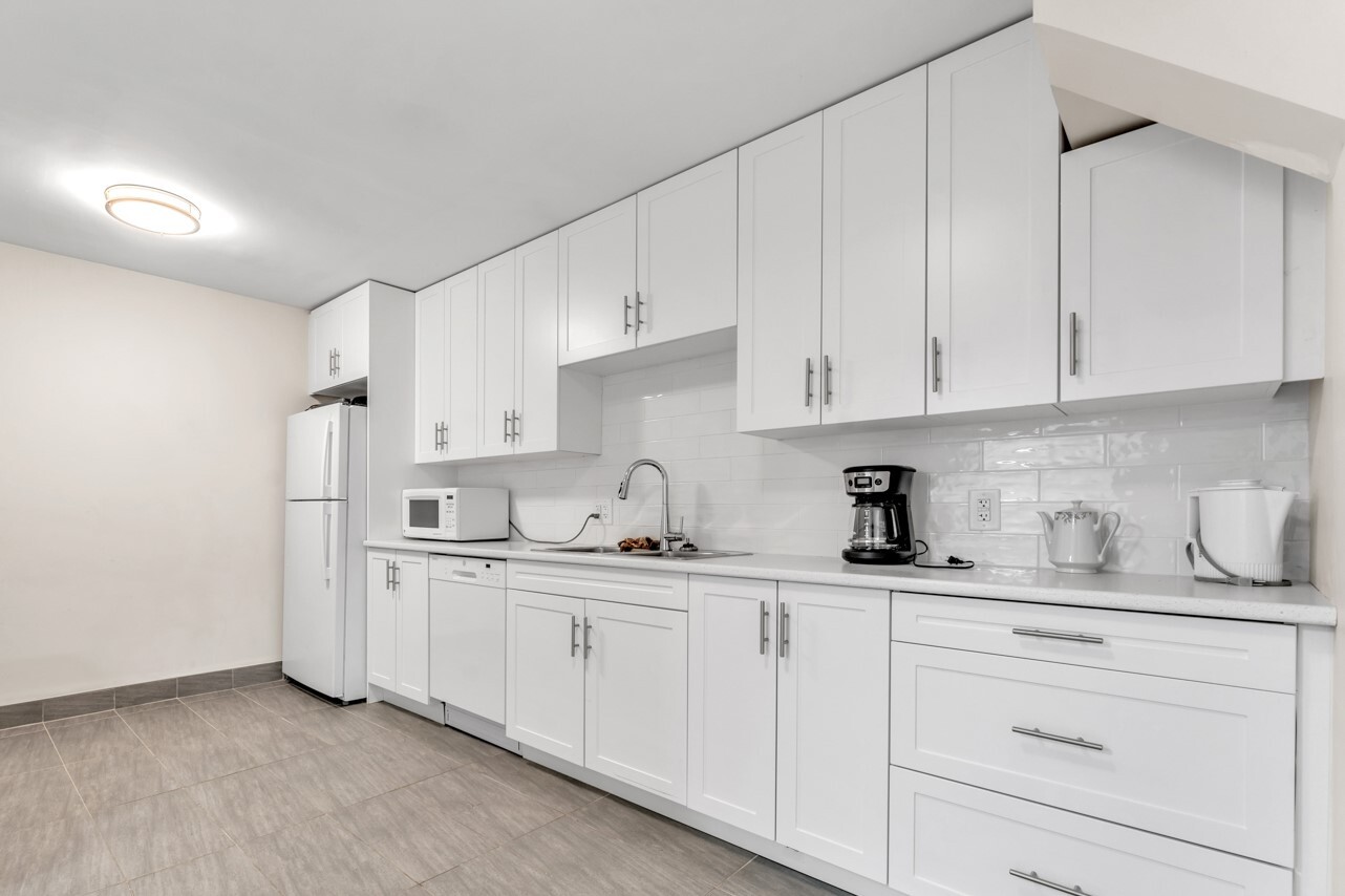 John Counter Place Apartments - Photo 11