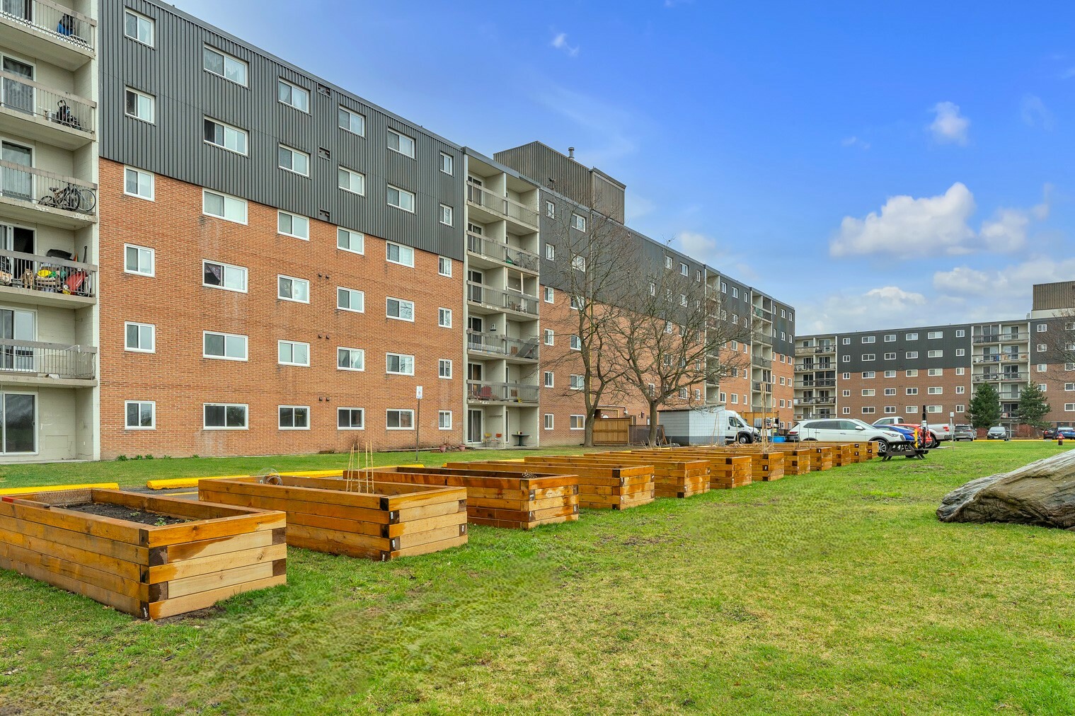Village Towers Apartments - Photo 21