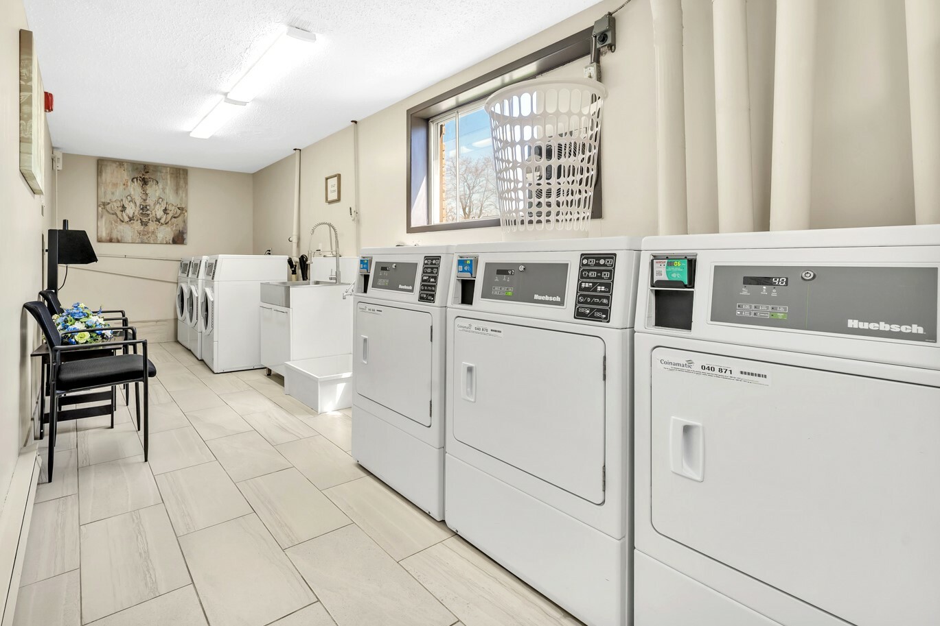 Thomas Apartments - Photo 22