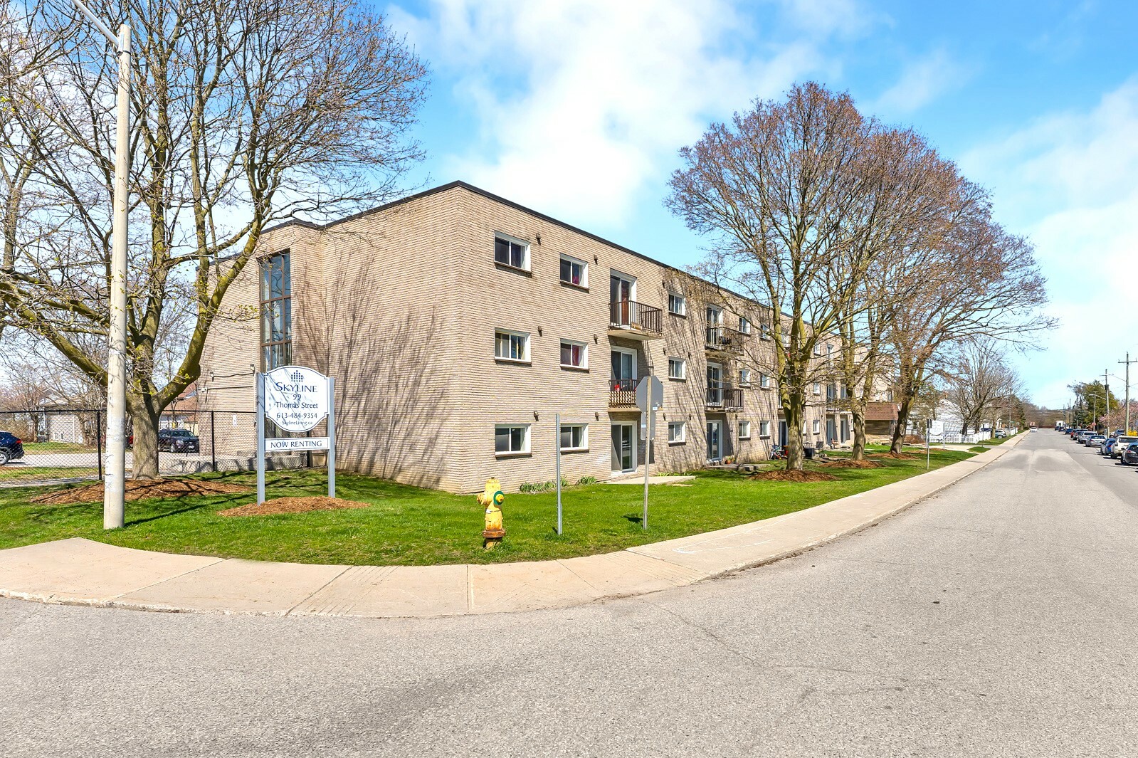 Thomas Apartments - Photo 23