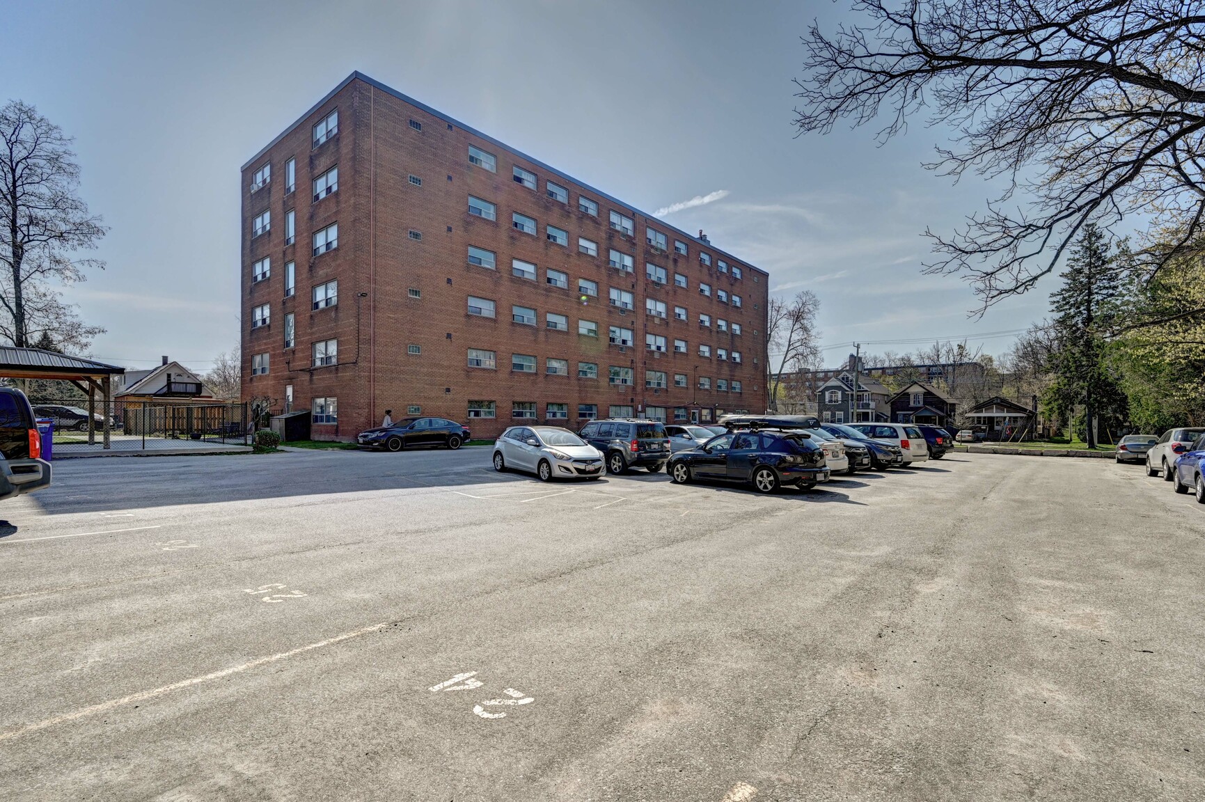 Parkdale Tower Apartments - Photo 22