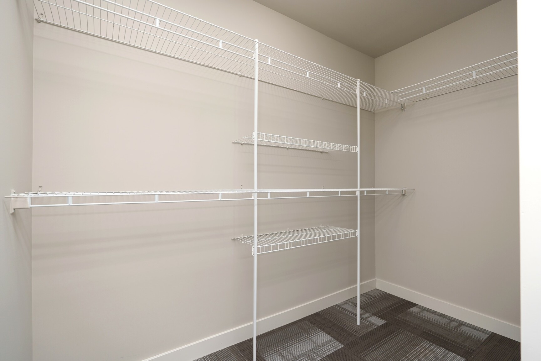 Addison Square Apartments - Photo 21
