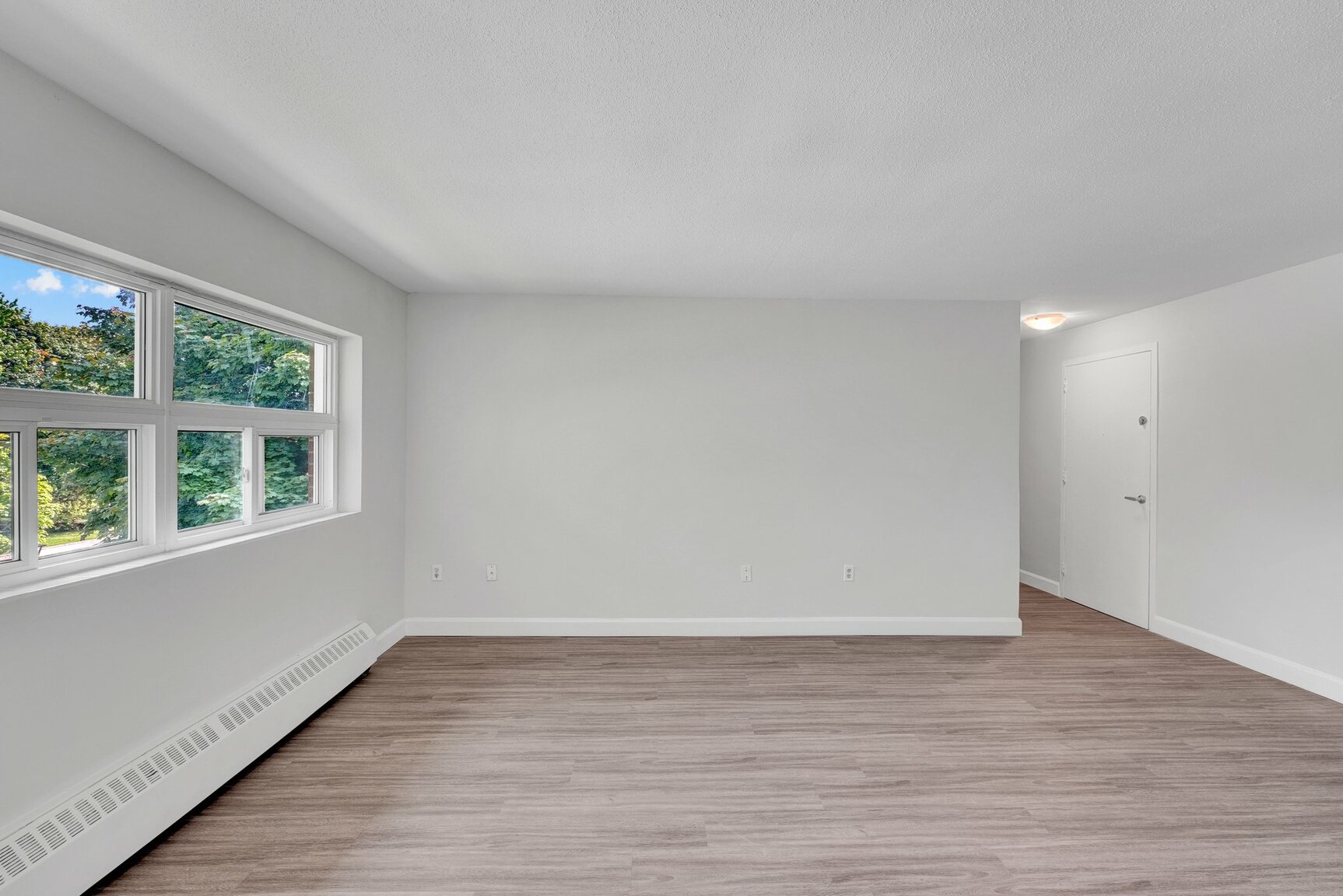 Huron Gardens Apartments - Photo 6