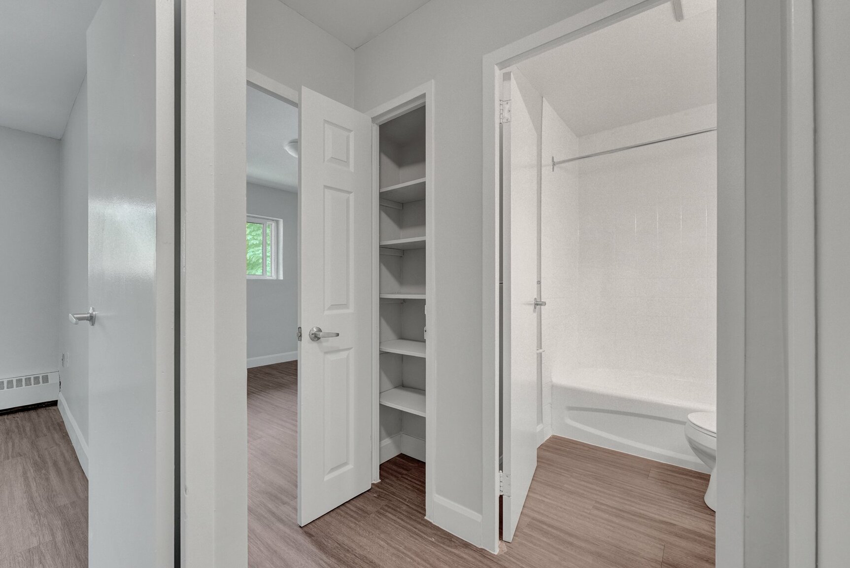 Huron Gardens Apartments - Photo 16