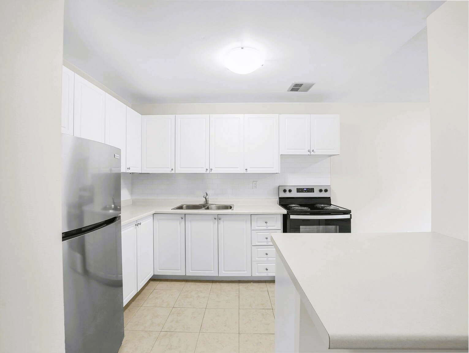 Barker Street Apartments - Photo 14