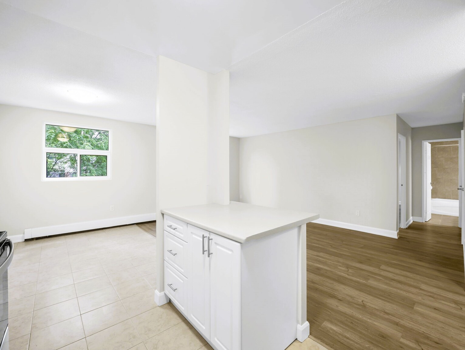 Barker Street Apartments - Photo 16