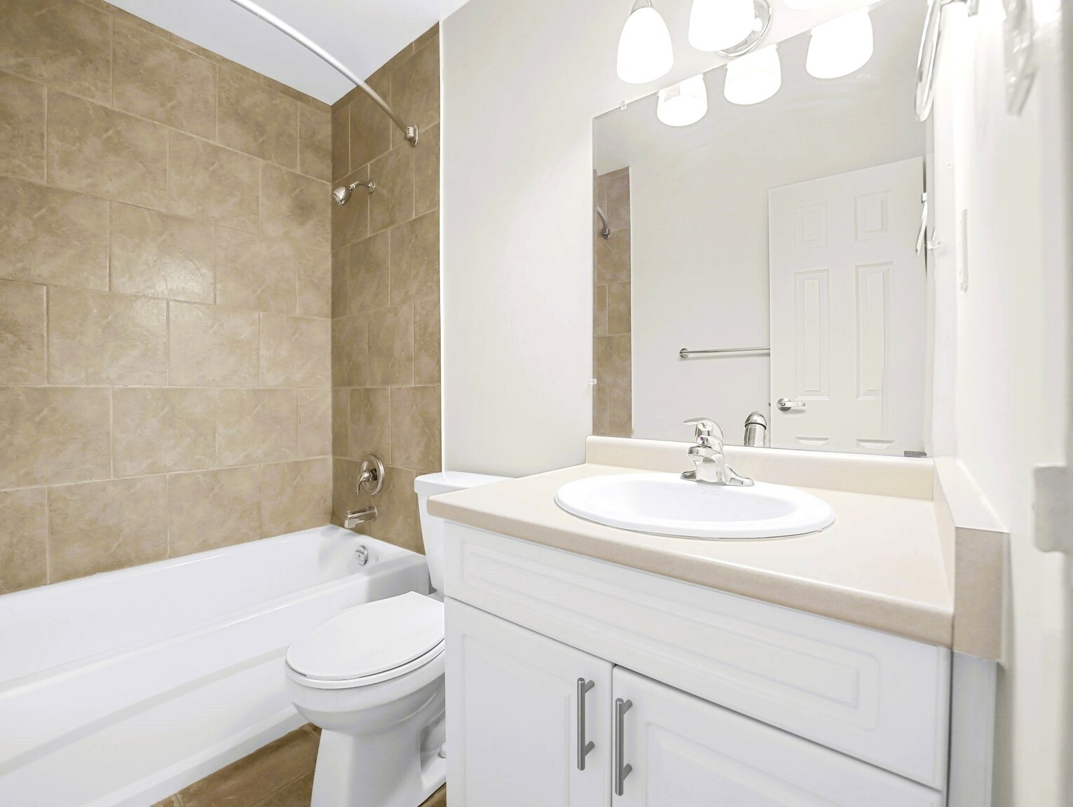 Barker Street Apartments - Photo 18