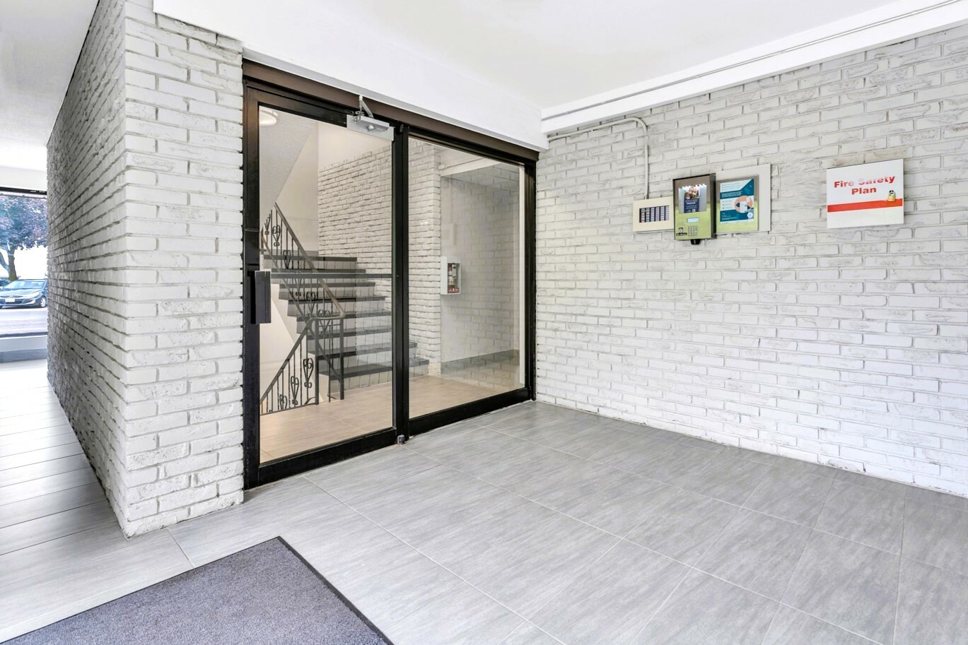Castell Road Apartments - Photo 6
