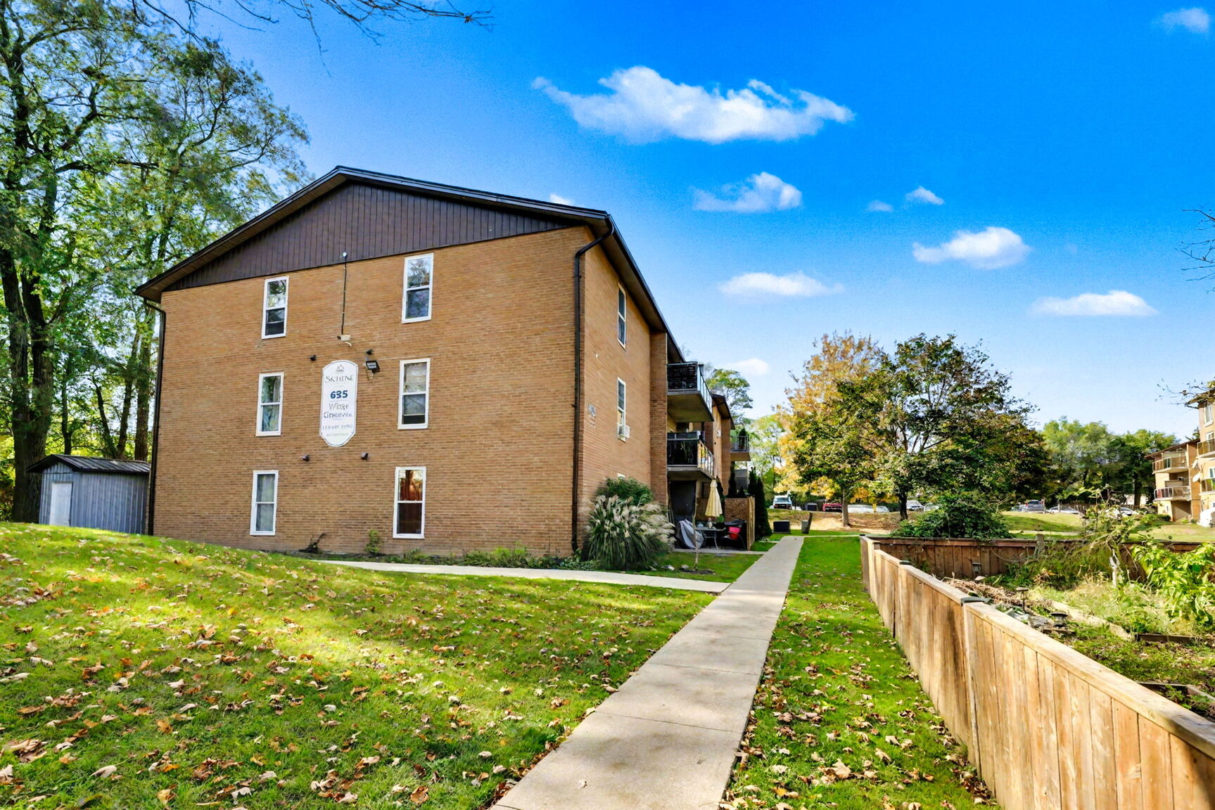Park Place on Village Green Apartments - Photo 5