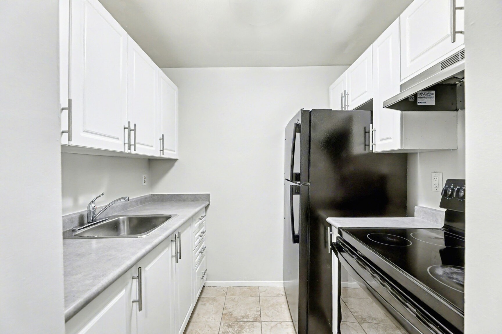 Park Place on Village Green Apartments - Photo 15