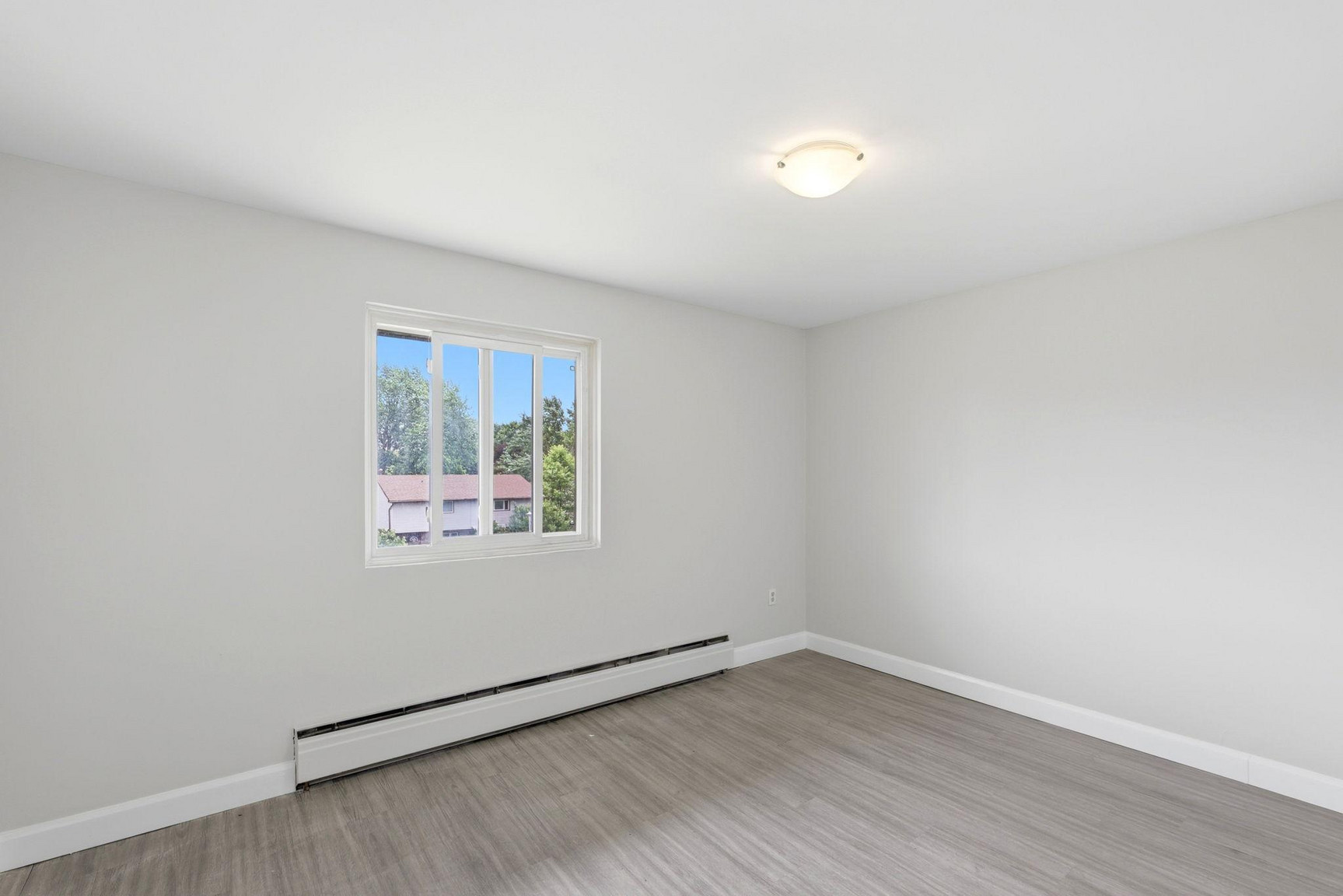 Cartier Road Apartments - Photo 15