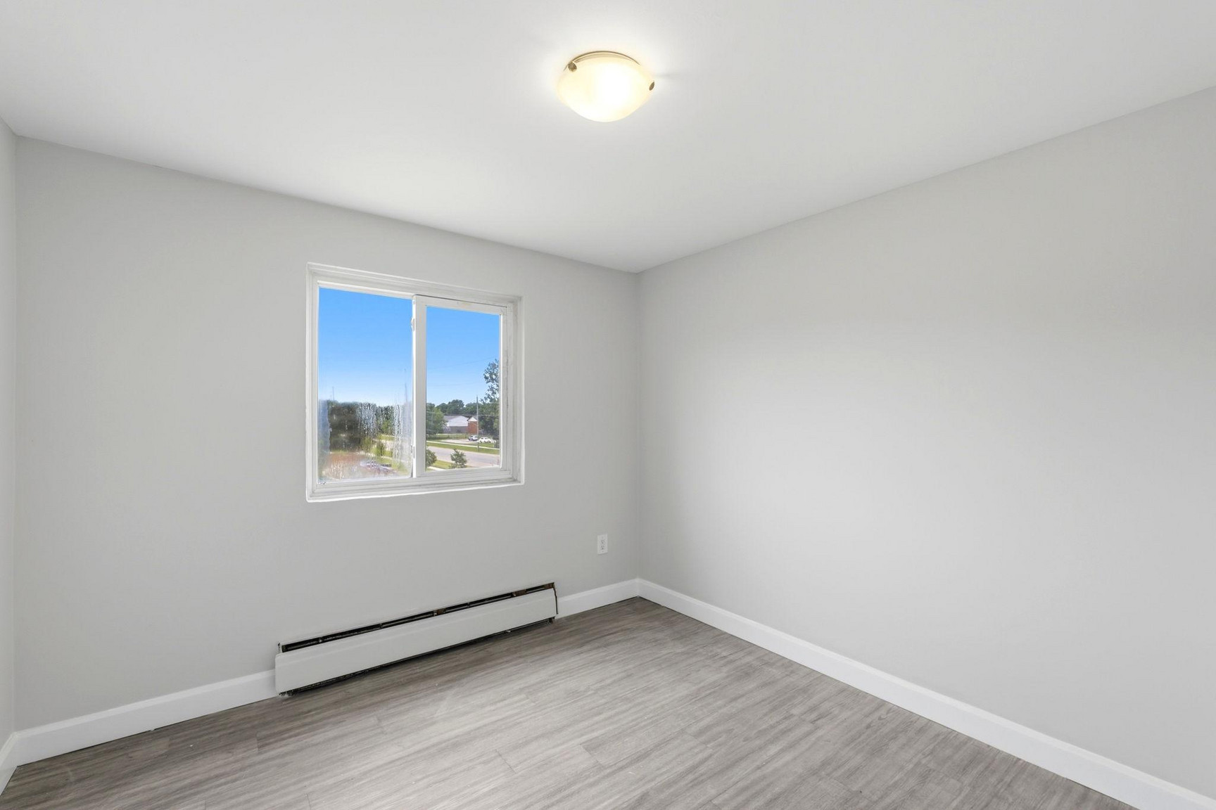 Cartier Road Apartments - Photo 18
