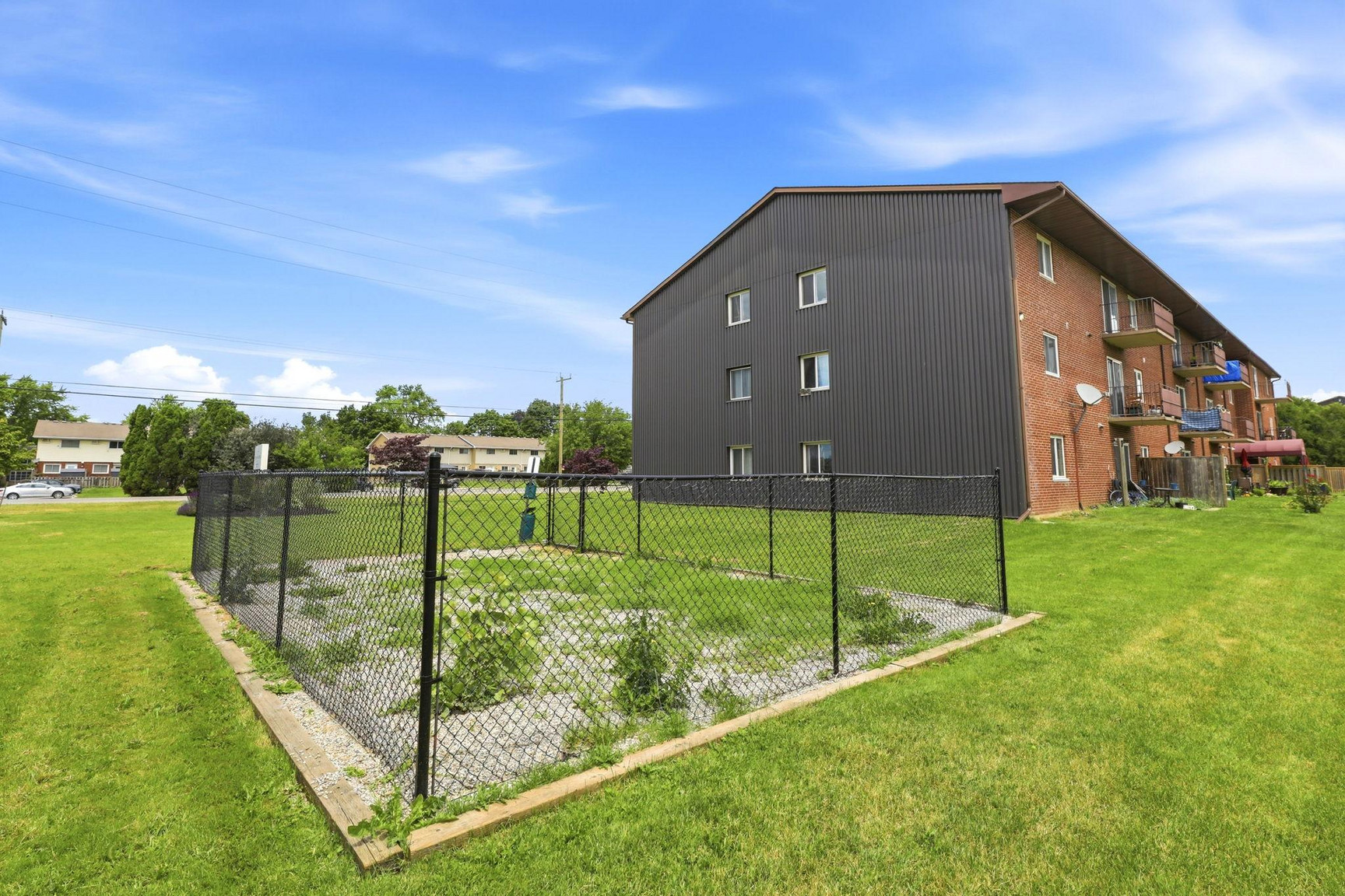 Cartier Road Apartments - Photo 32