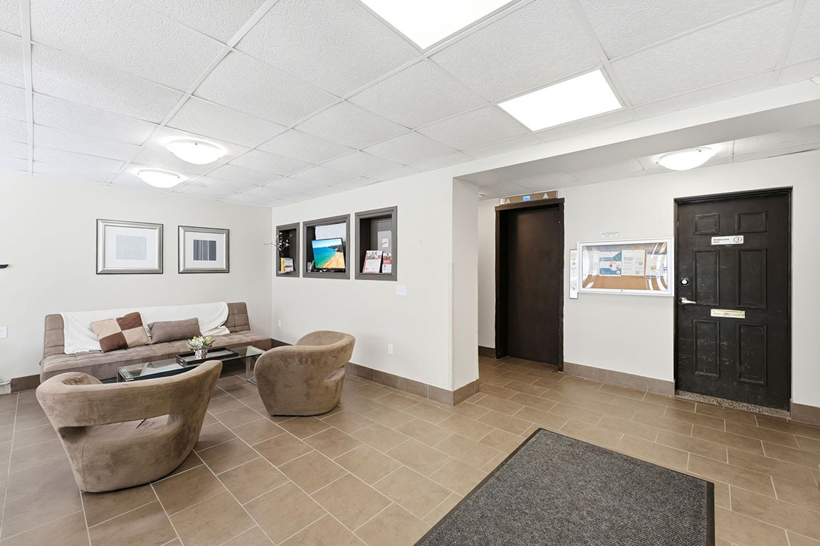 The Senate Apartments - Photo 6