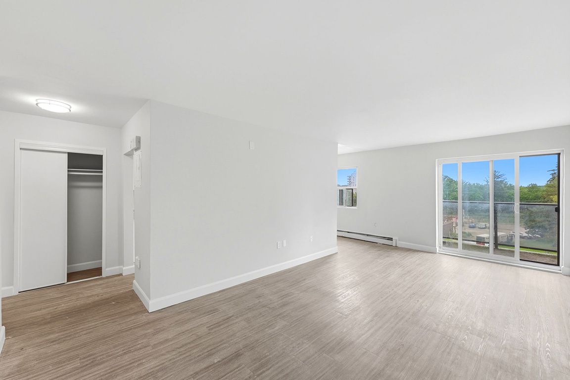 Kingsberry Towers Apartments - Photo 9