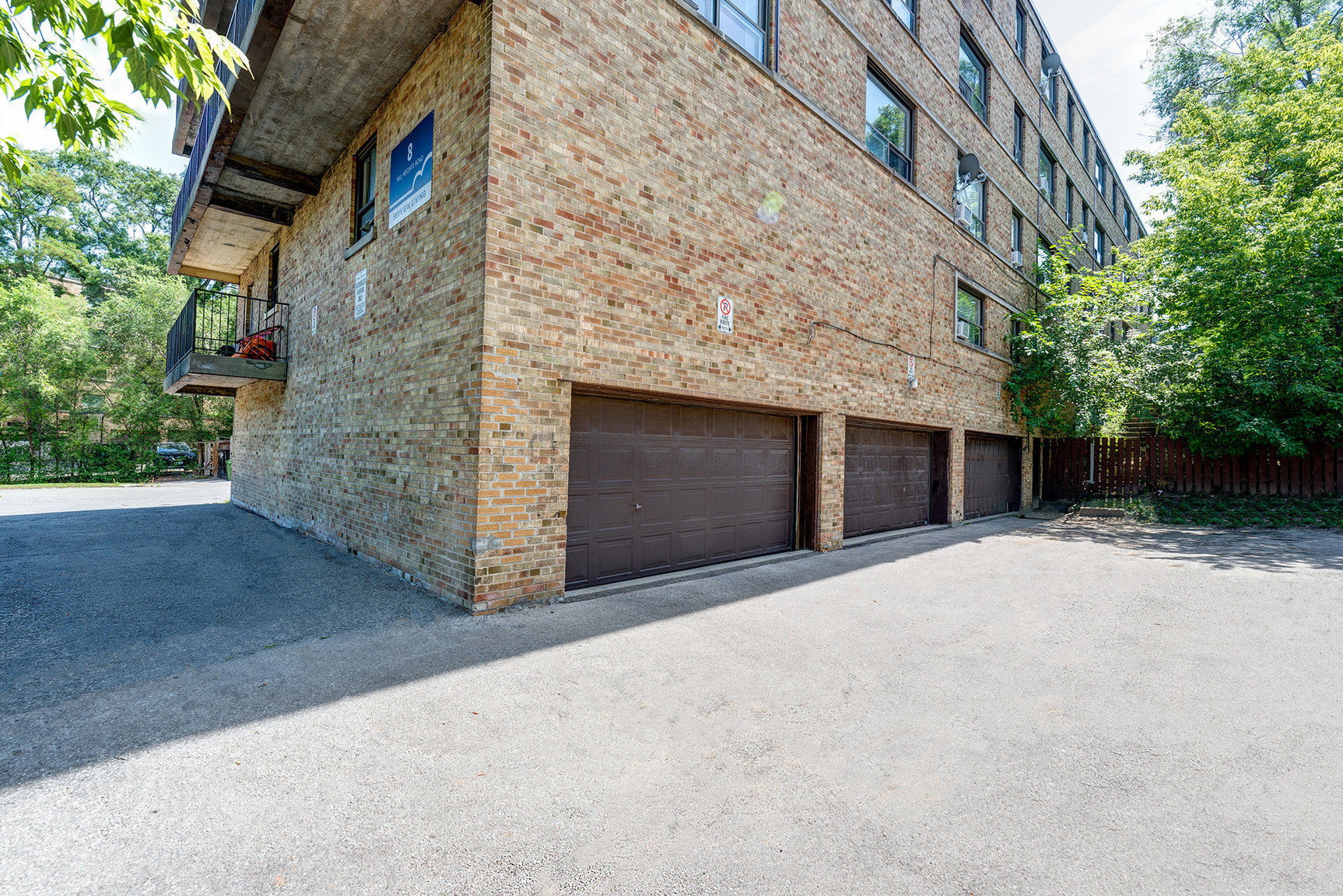 Royal Heights Apartments - Photo 16