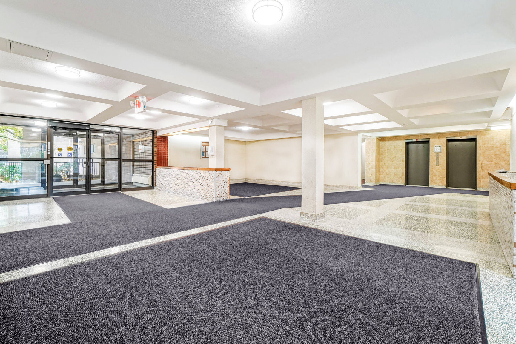 Terra Suites - Photo 18