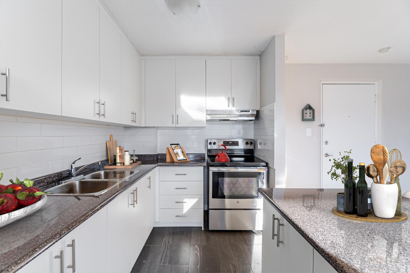 Royal Heights Apartments - Photo 5