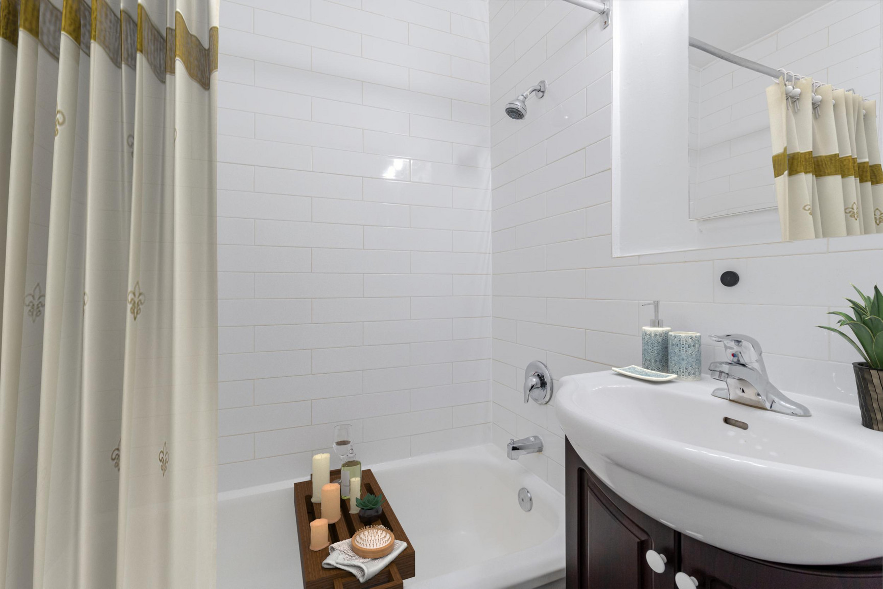 Royal Heights Apartments - Photo 12