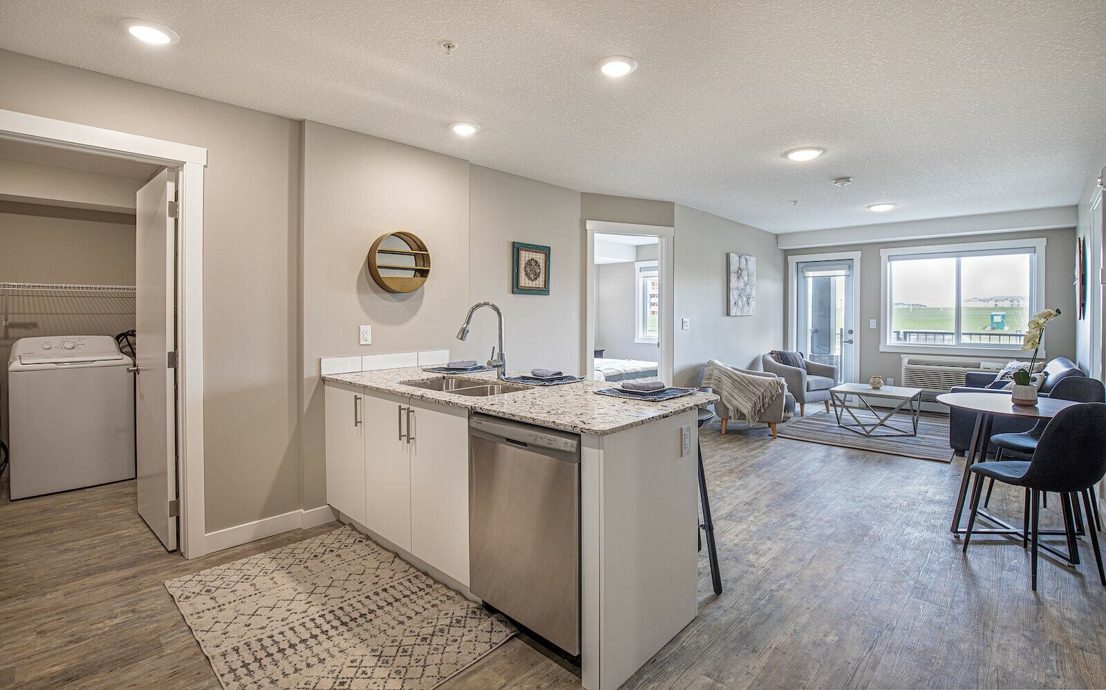 Skyview Living - Photo 32