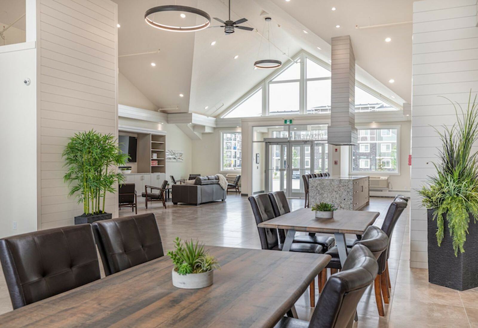 Skyview Living - Photo 35