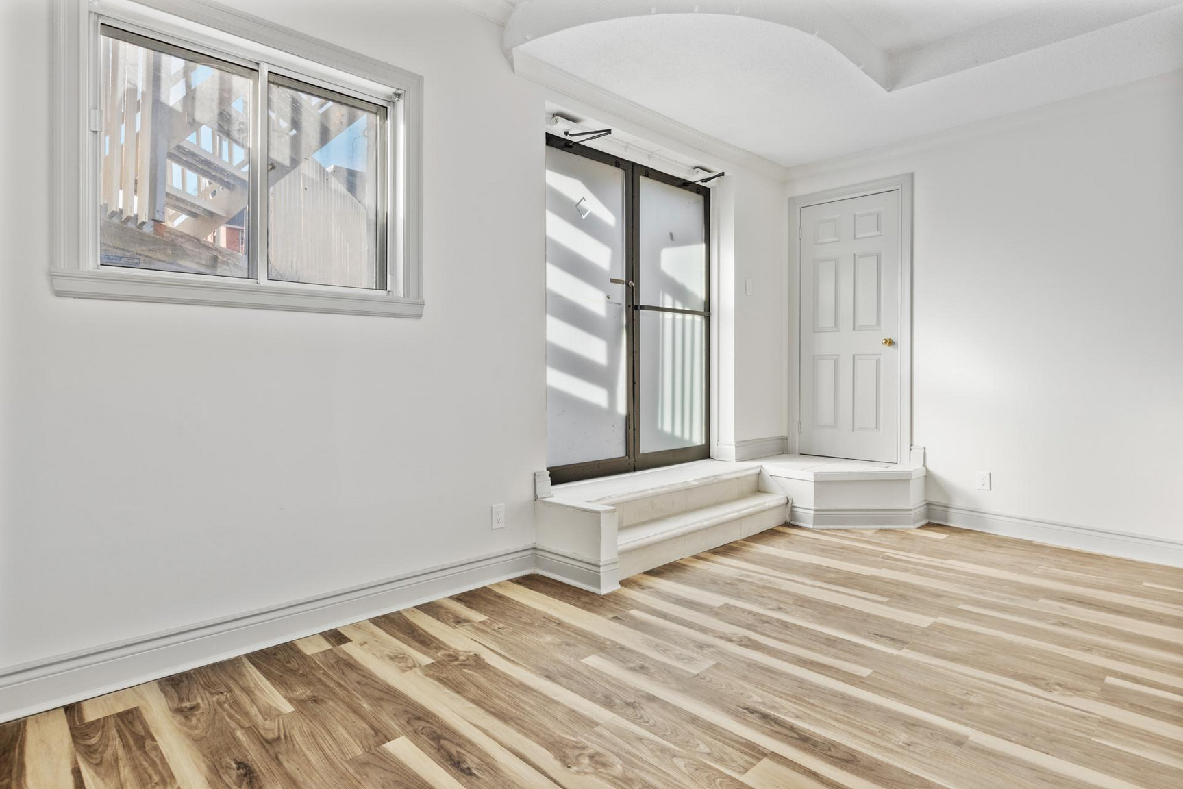 455 Somerset Street W - Photo 3