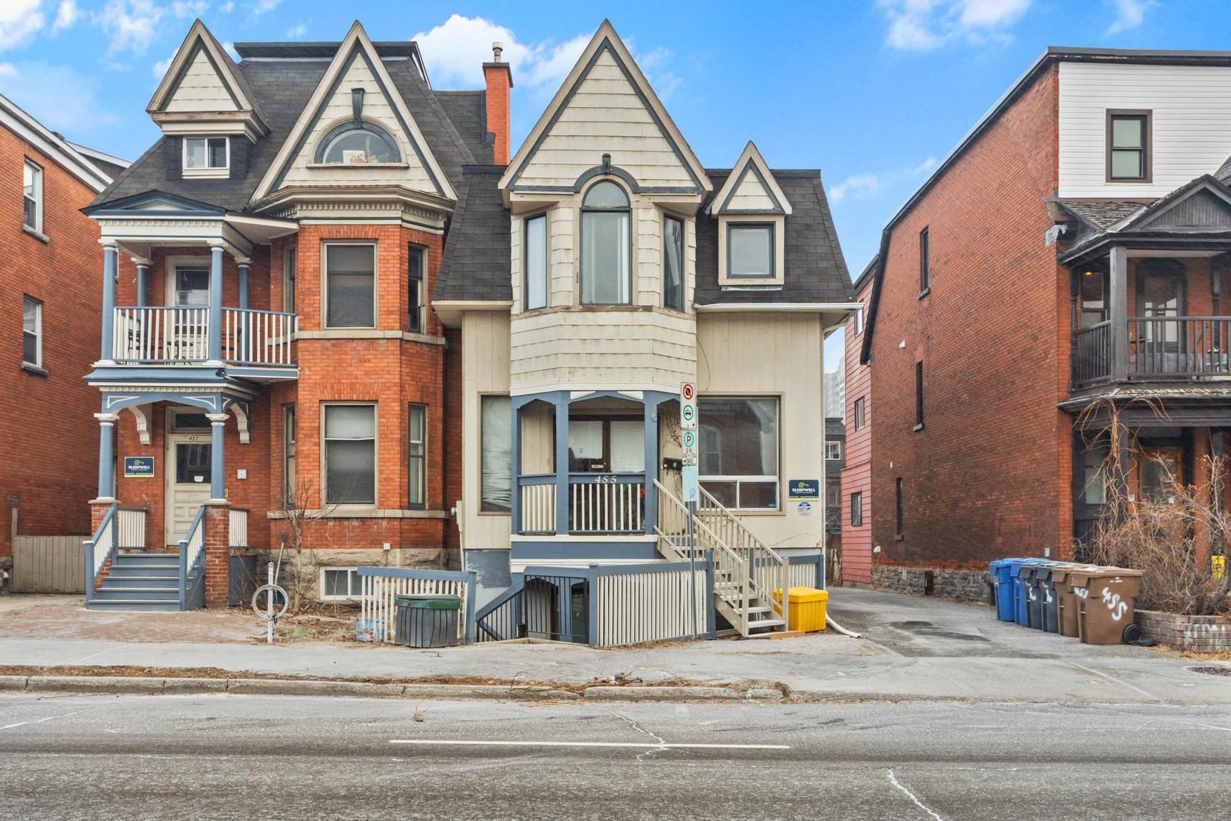 455 Somerset Street W