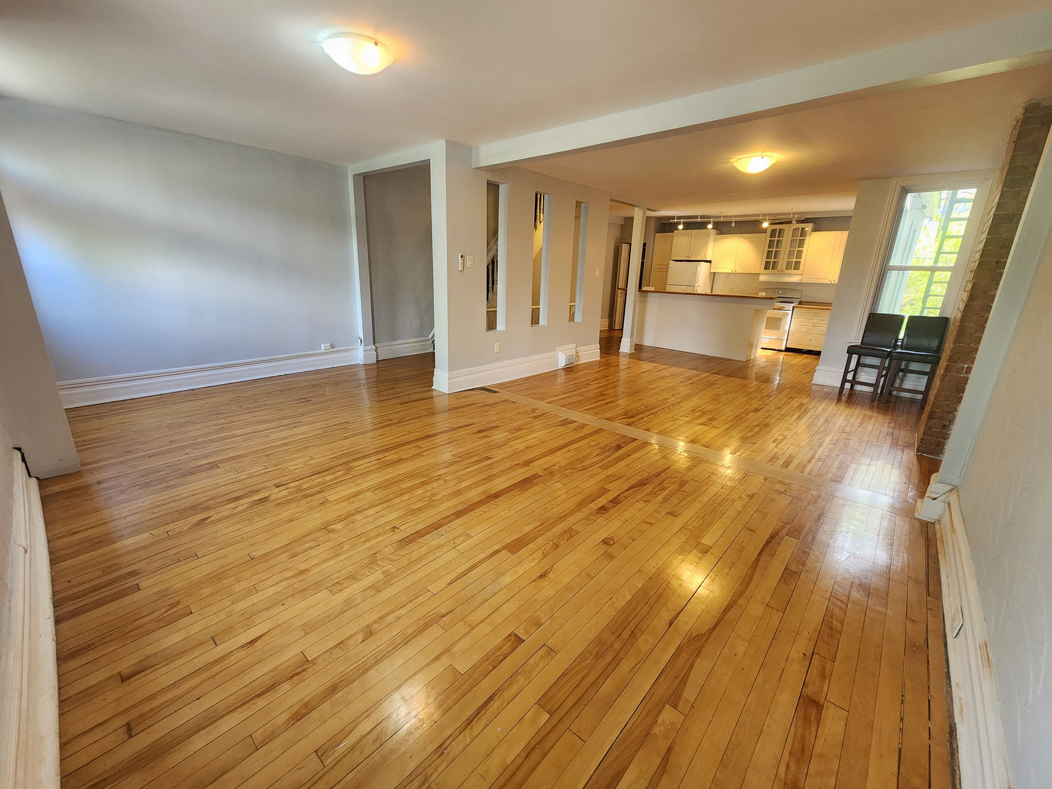 389 Daly Avenue - Photo 8