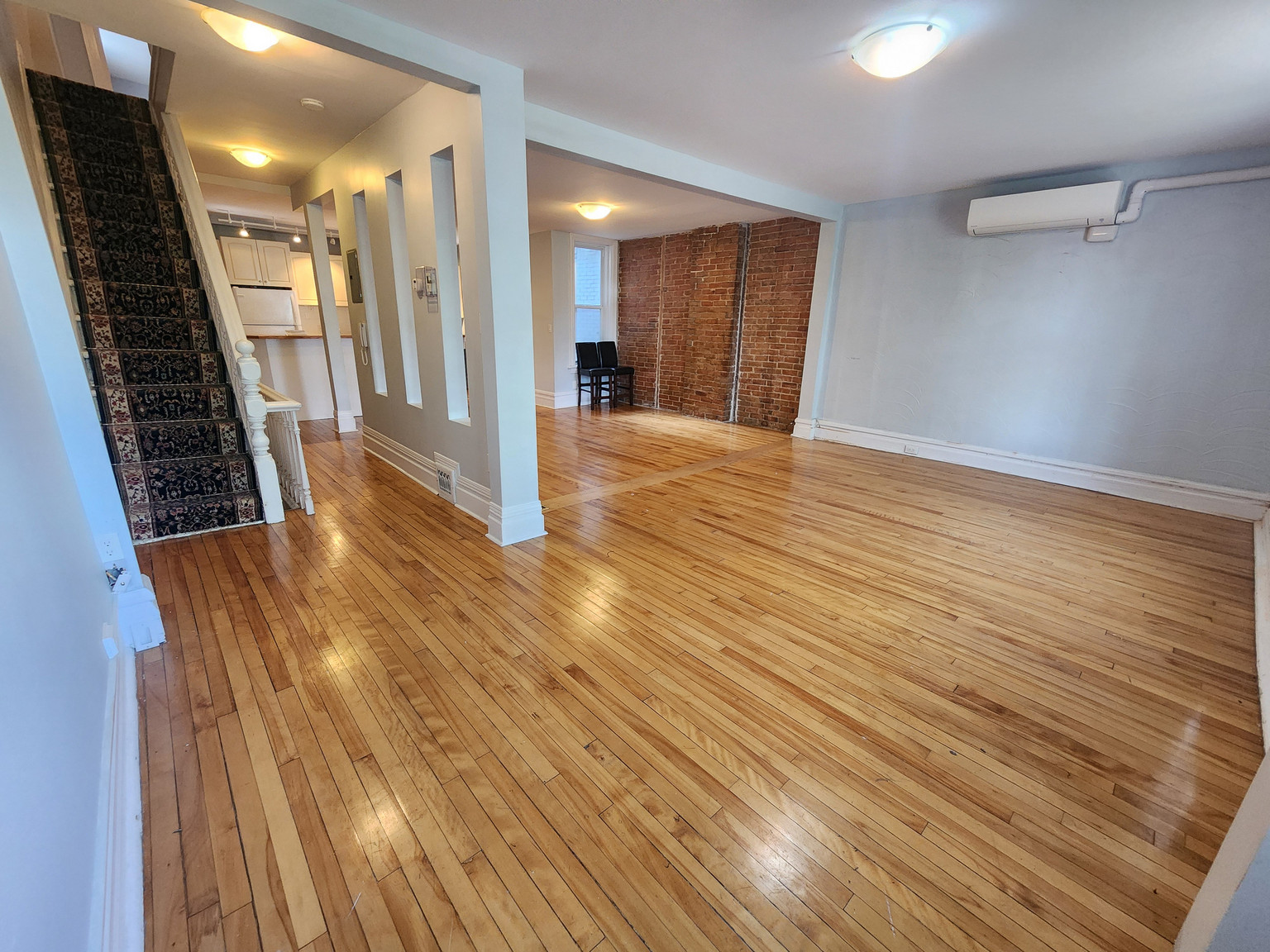 389 Daly Avenue - Photo 7