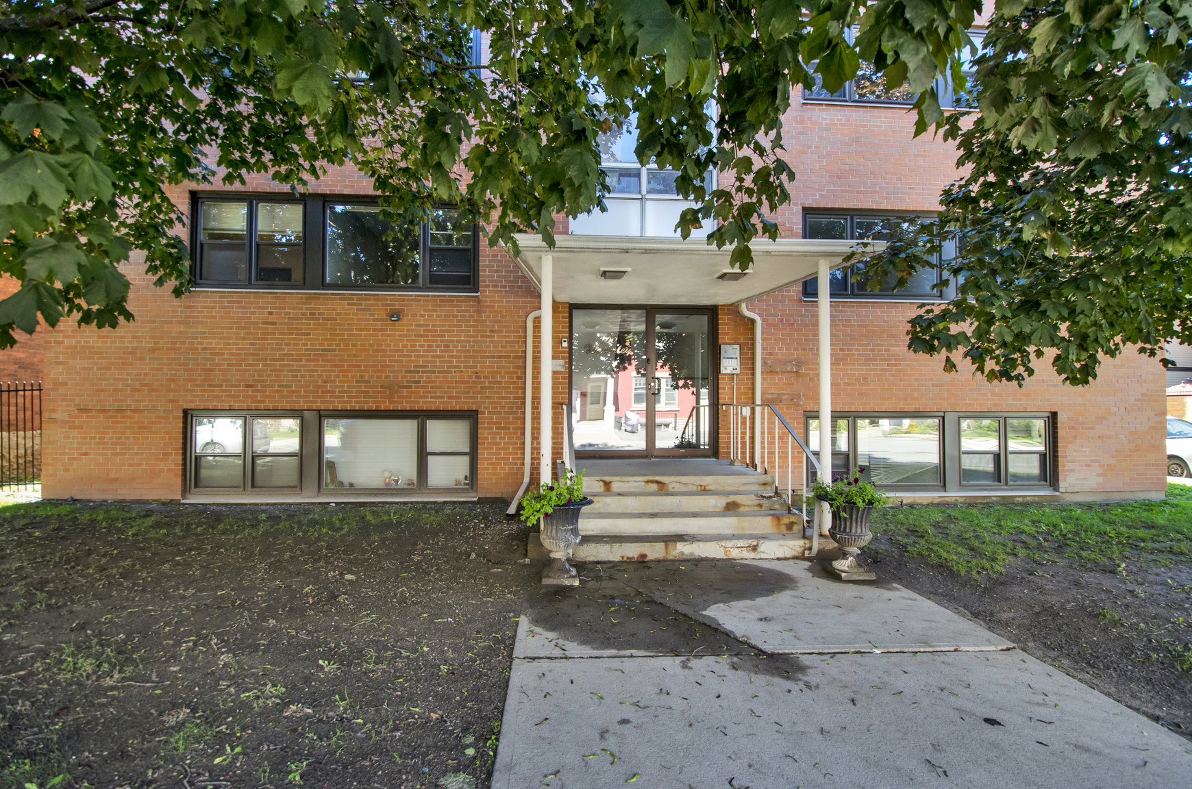 100 Waverley Street - Photo 27