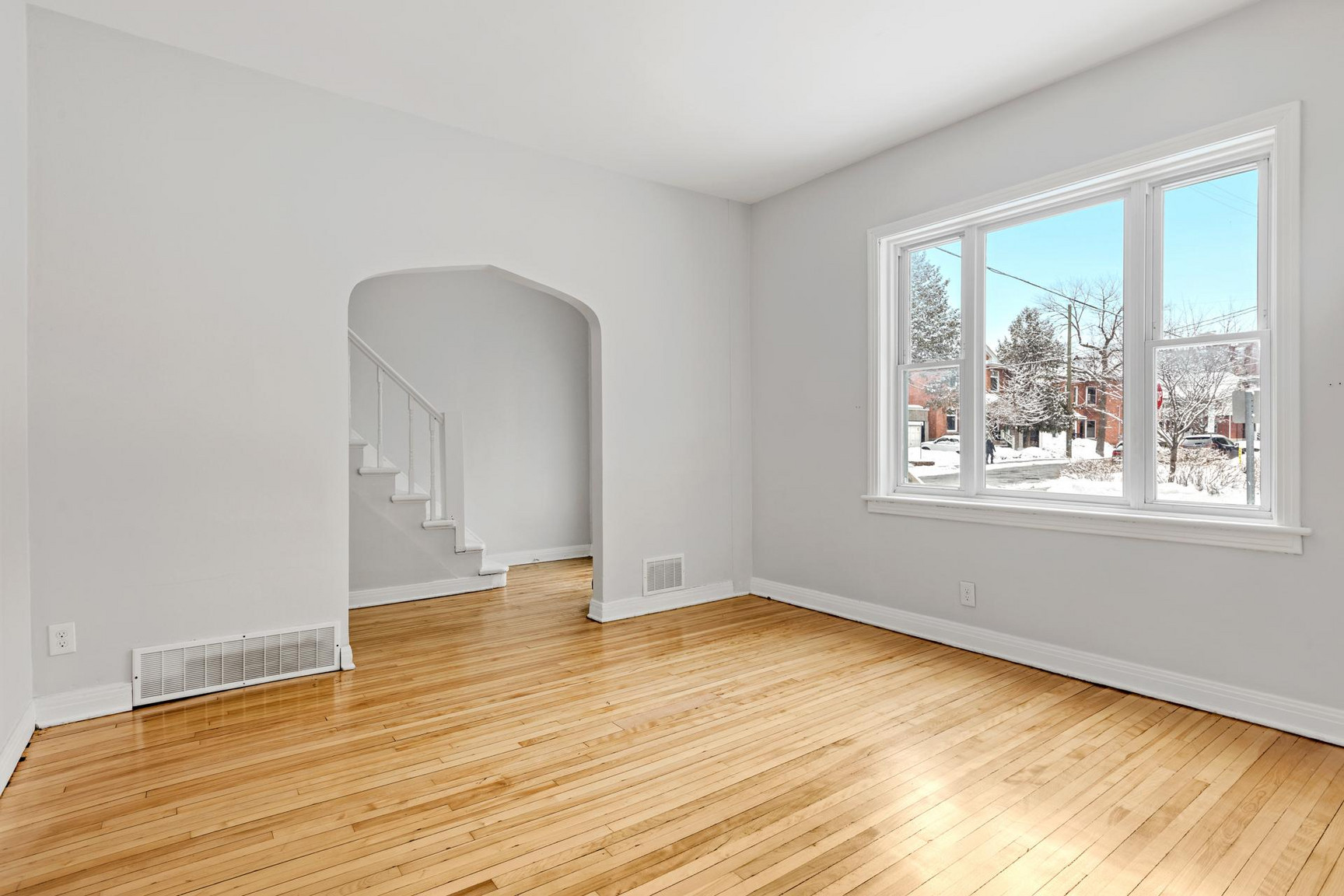 481 Besserer Street - Photo 3
