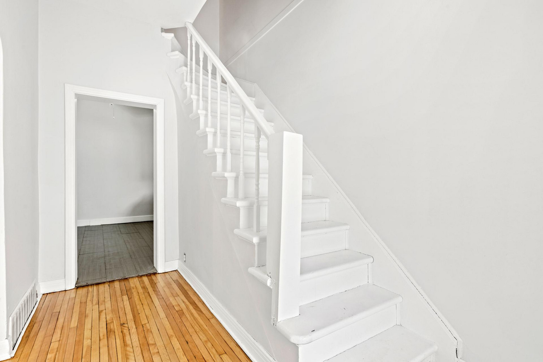 481 Besserer Street - Photo 15
