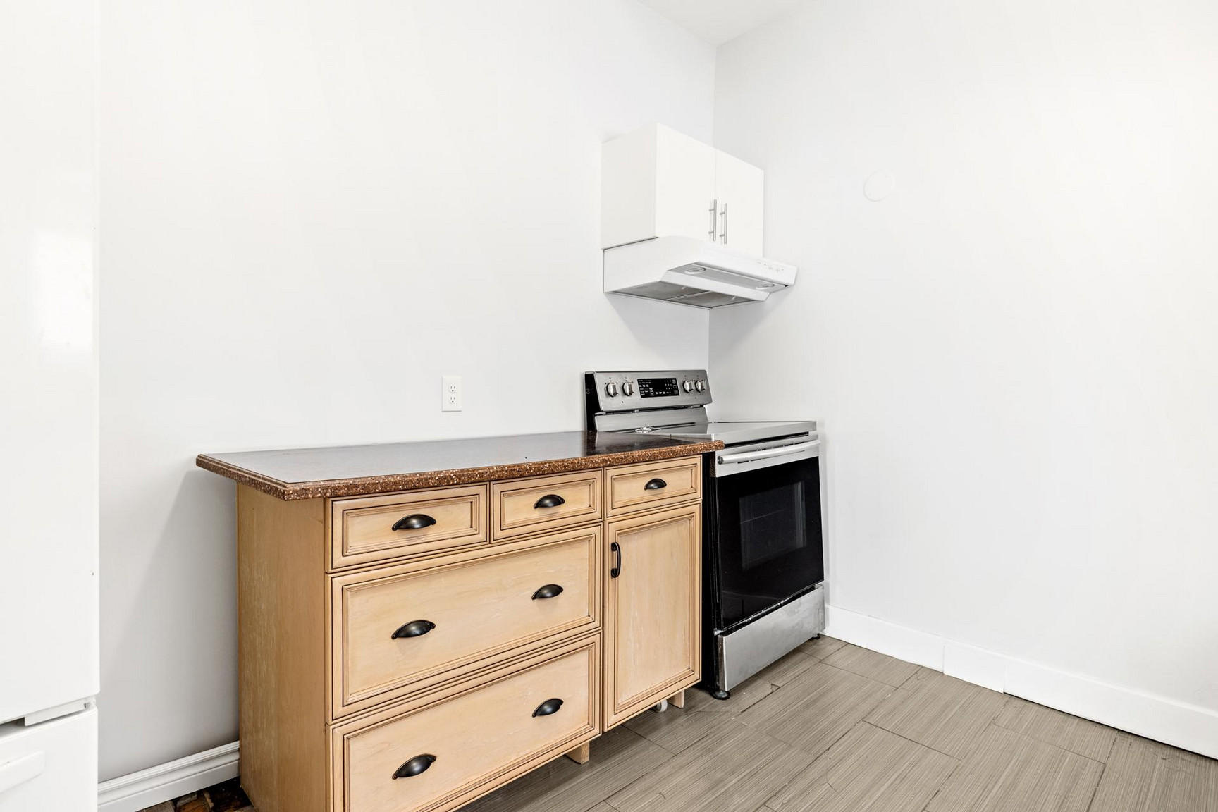481 Besserer Street - Photo 6