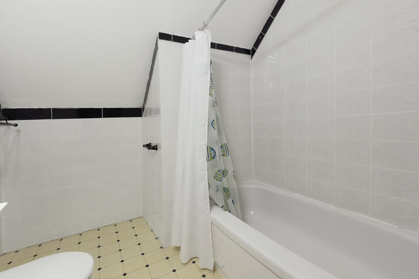 38 Marlborough Avenue - Photo 6
