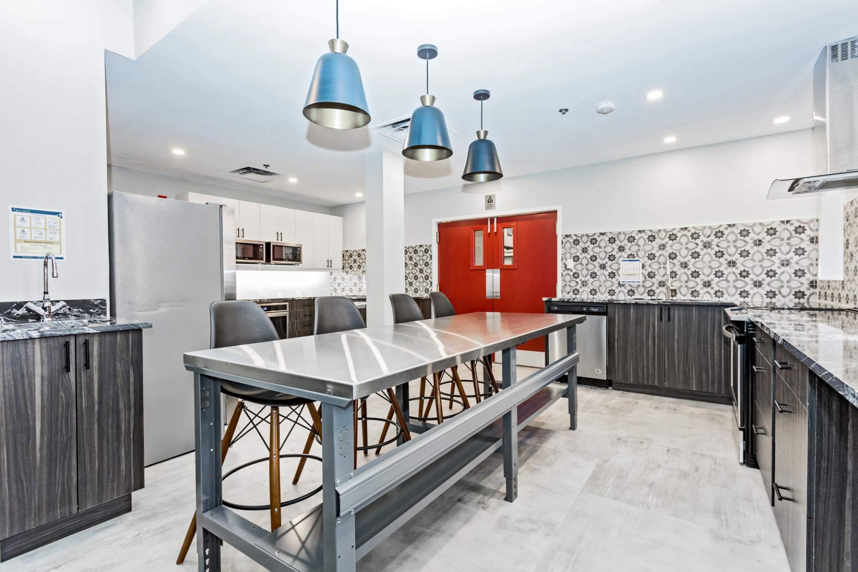 330 McLeod - Photo 51